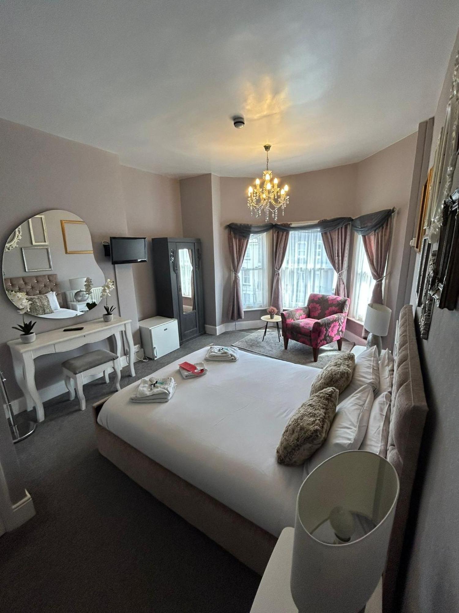 The Lyndhurst Guest House Great Yarmouth Szoba fotó